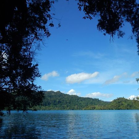 Raja Ampat Blue Sea Villa Besir ภายนอก รูปภาพ