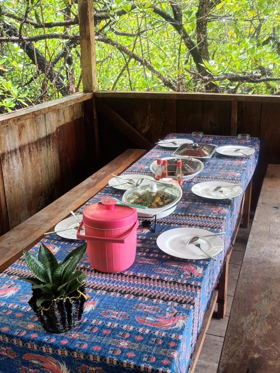 Raja Ampat Blue Sea Villa Besir ภายนอก รูปภาพ