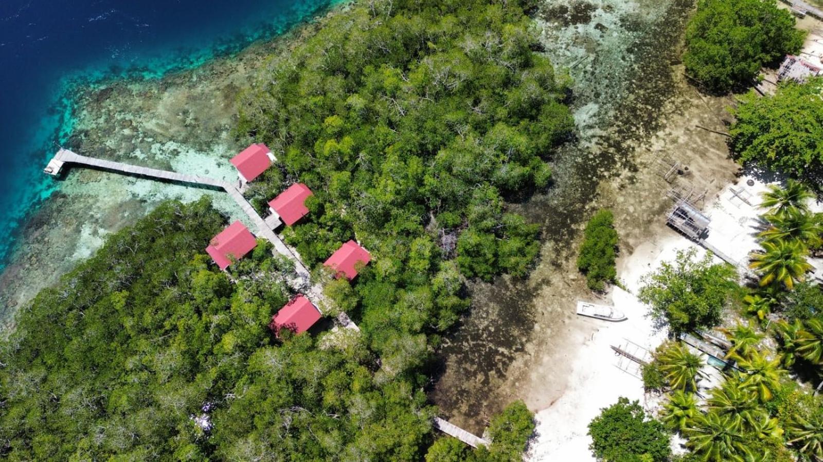 Raja Ampat Blue Sea Villa Besir ภายนอก รูปภาพ