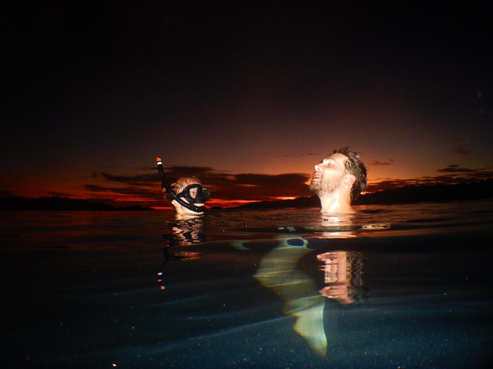 Raja Ampat Blue Sea Villa Besir ภายนอก รูปภาพ