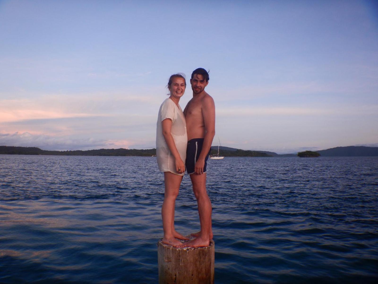 Raja Ampat Blue Sea Villa Besir ภายนอก รูปภาพ